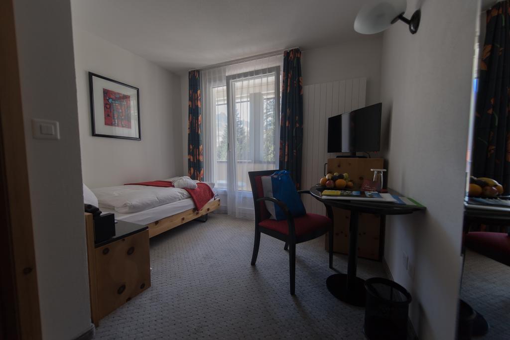 The Excelsior Ostfluegel Hotel Arosa Bagian luar foto
