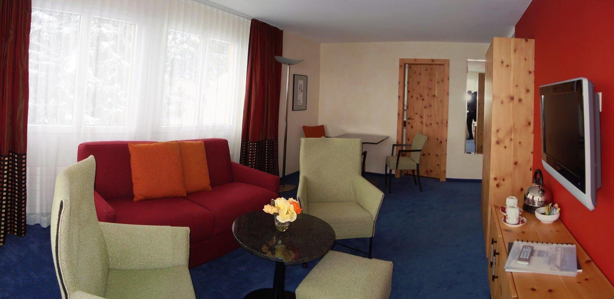 The Excelsior Ostfluegel Hotel Arosa Bagian luar foto